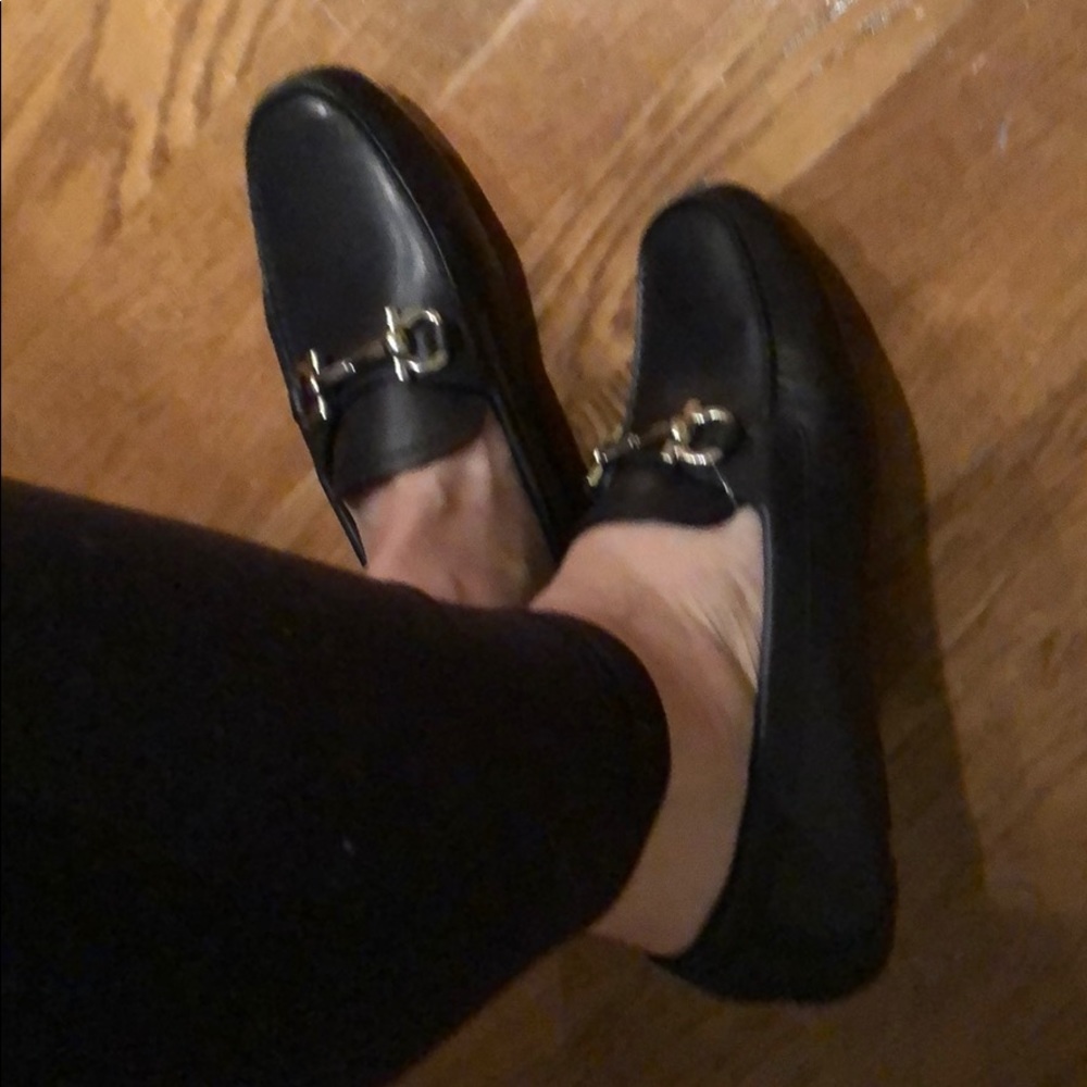 Stunning Ferragamo Flats -New With Tags - Picture 7 of 8
